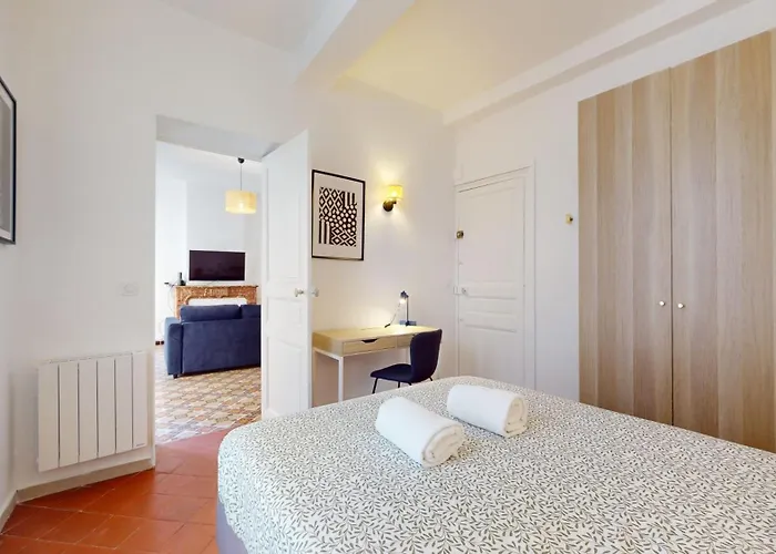 Le Chic ペルピニャン