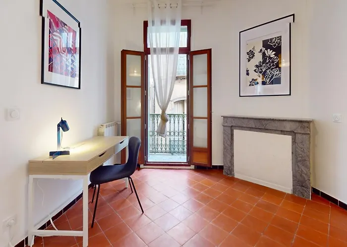 アパート Le Chic